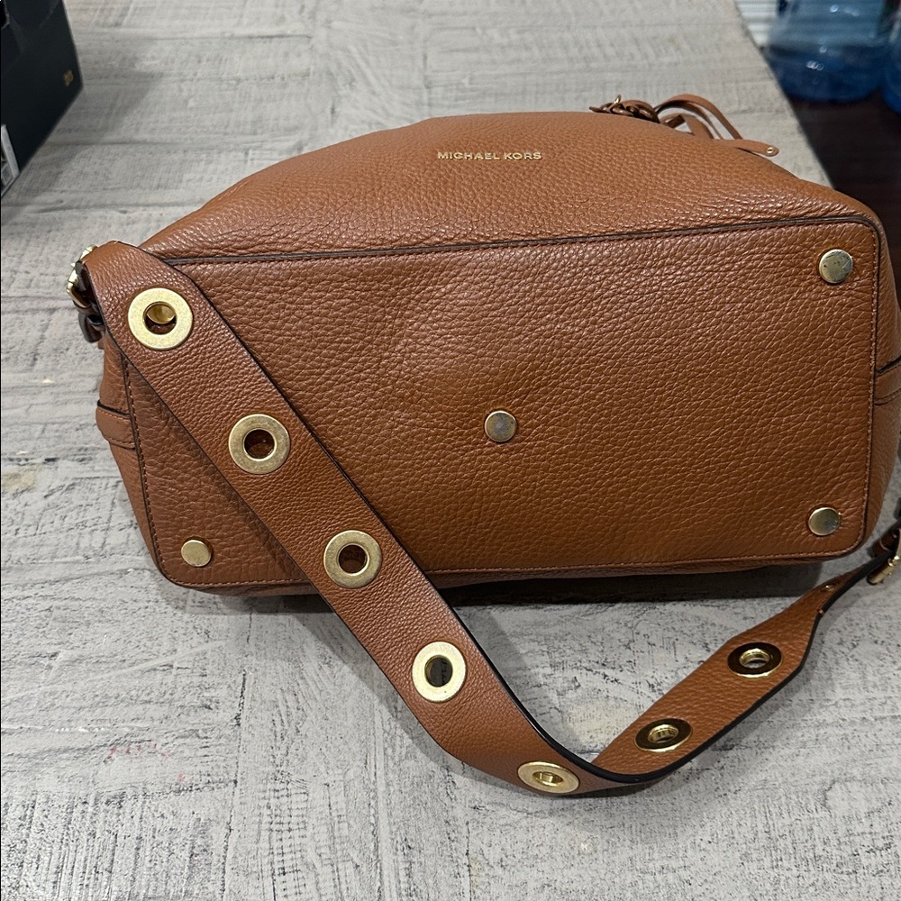 Michael Kors  Leather Shoulder Bag with Gold Accents - Picture 4 of 8